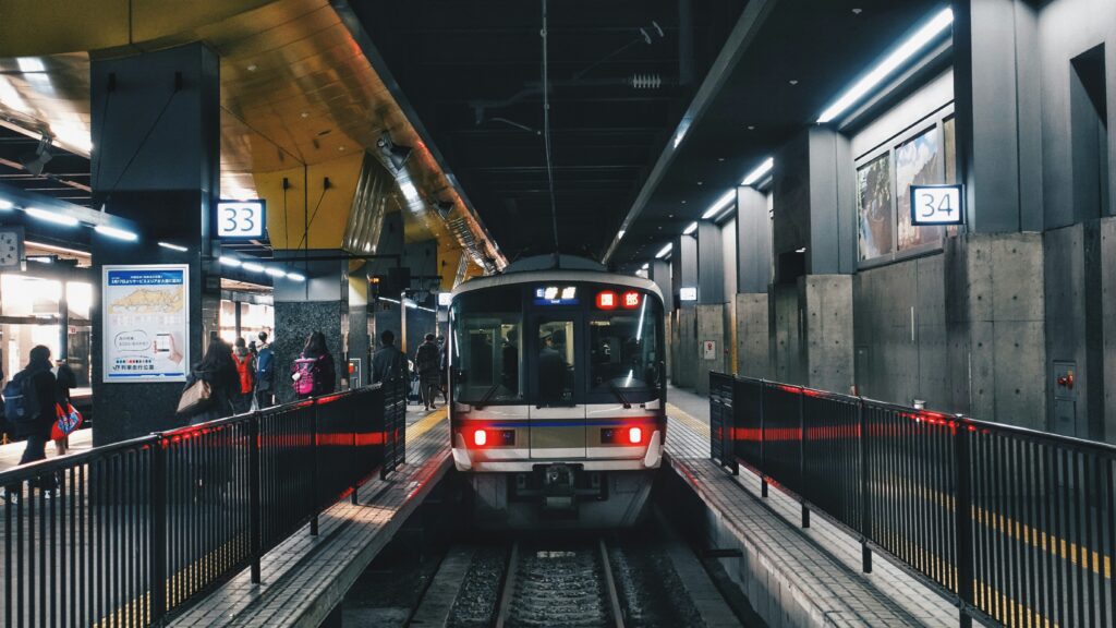 Train stopped at Kyoto Station